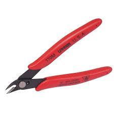 PINZA PARA ELECTRONICA CORTE AL RAS 22° USO PESADO URREA